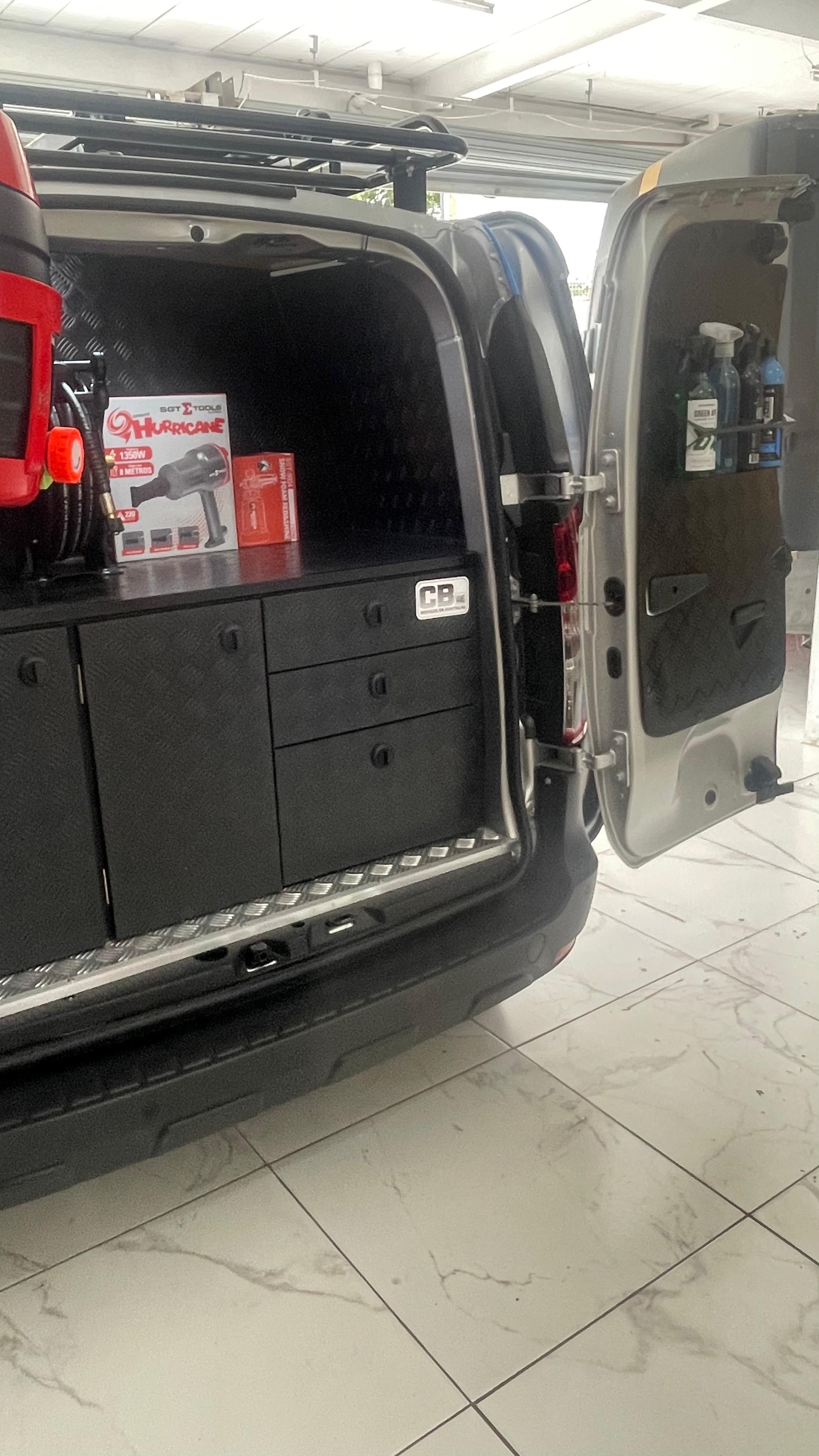 Unidade Móvel - Interior 1